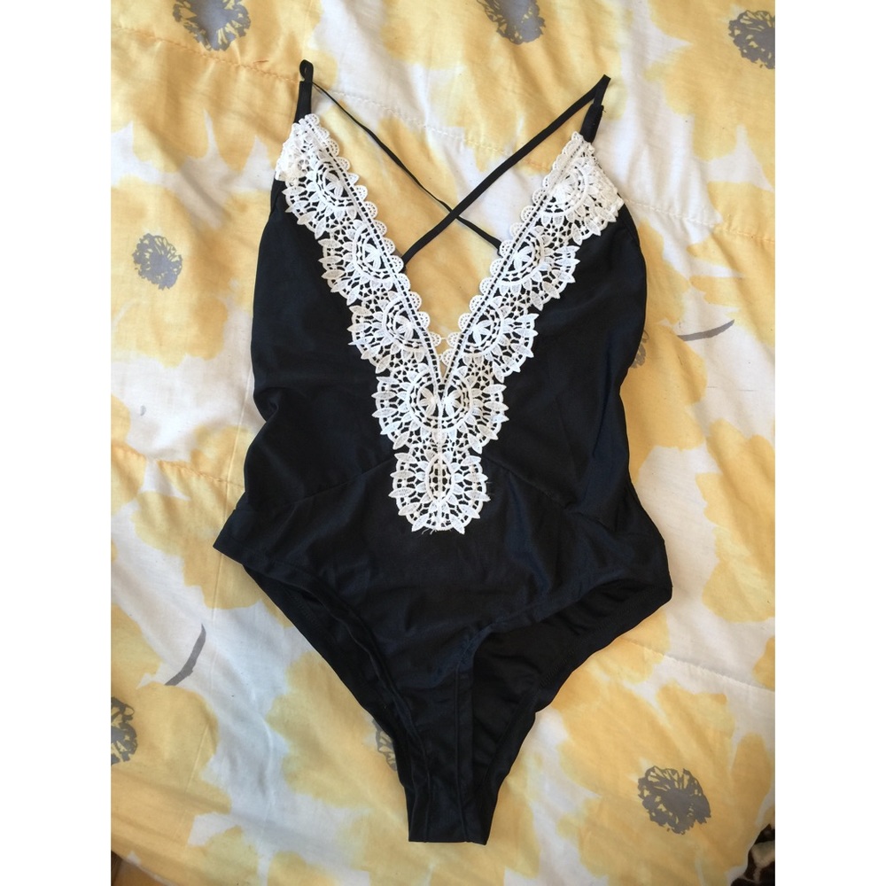 Sexy lace low cute one piece swim suit